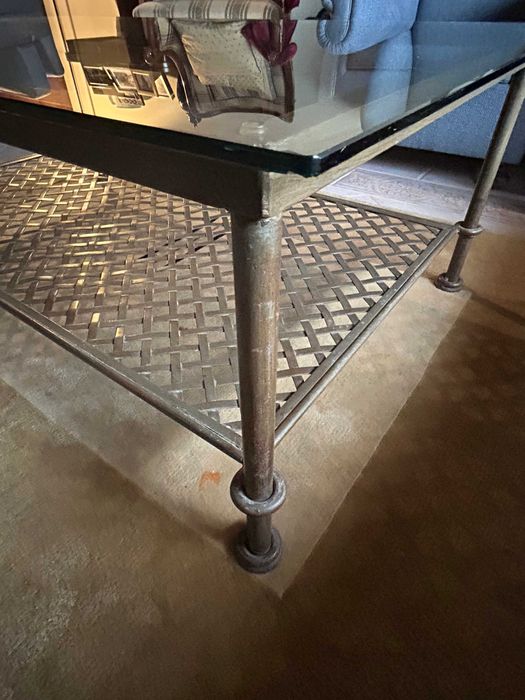 Mesa de Centro de Ferro e Vidro