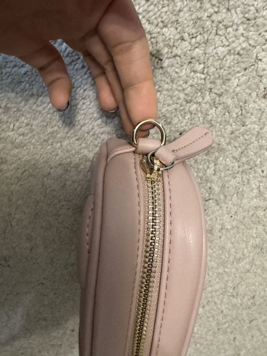 Mala rosa clarinho da marca red valentino