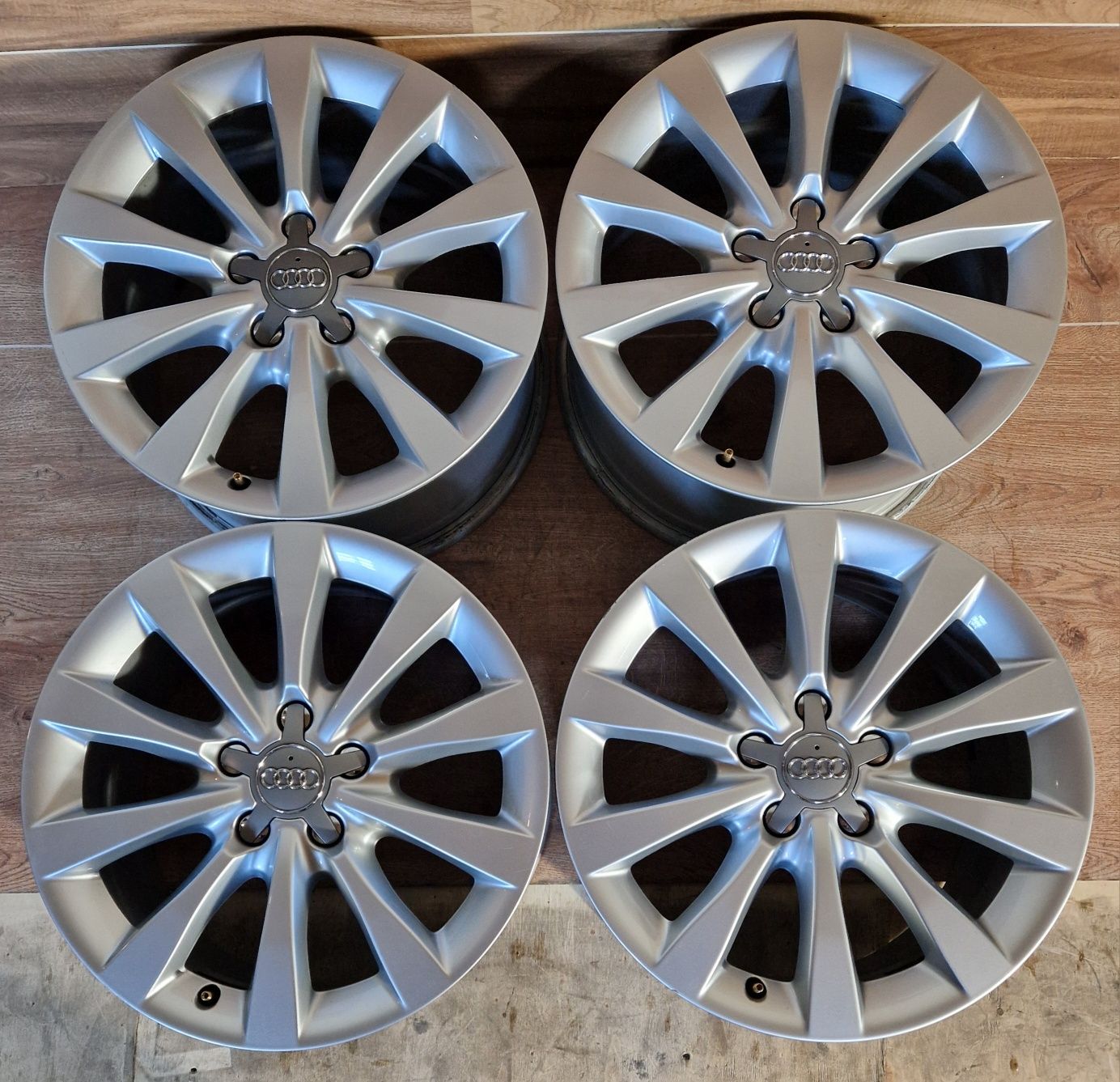 Audi R17 5x112 ET39 — A4 A6 Q3 Q5 Passat Golf Octavia Leon