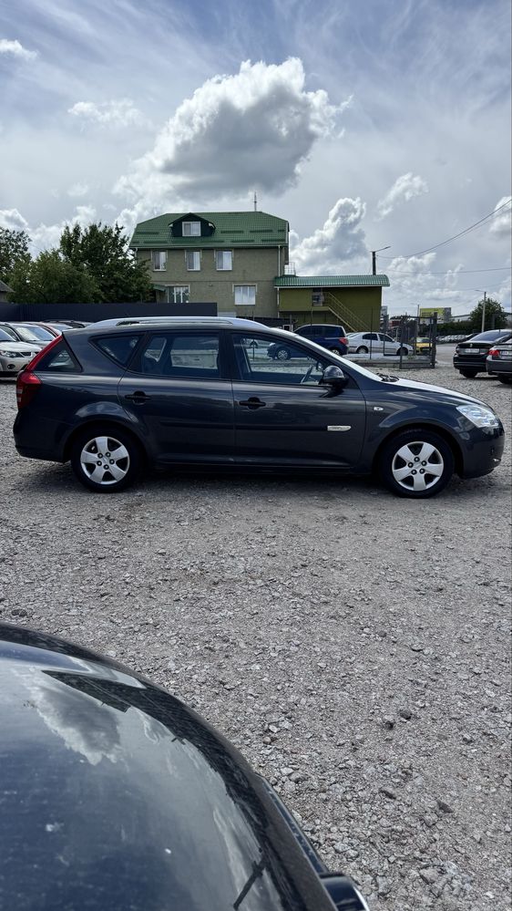 Киа Сиид Kia Ceed 2008 рік 1.4 бенз