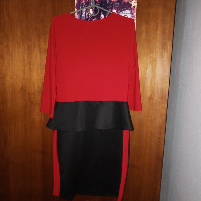 Женское нарядное платье