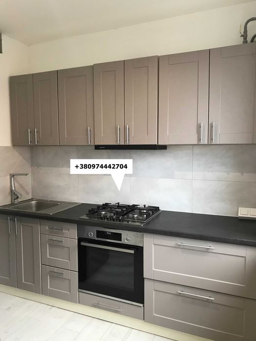 Складання корпусних меблів. Шафи, комоди, ліжка. Послуги мебляра.