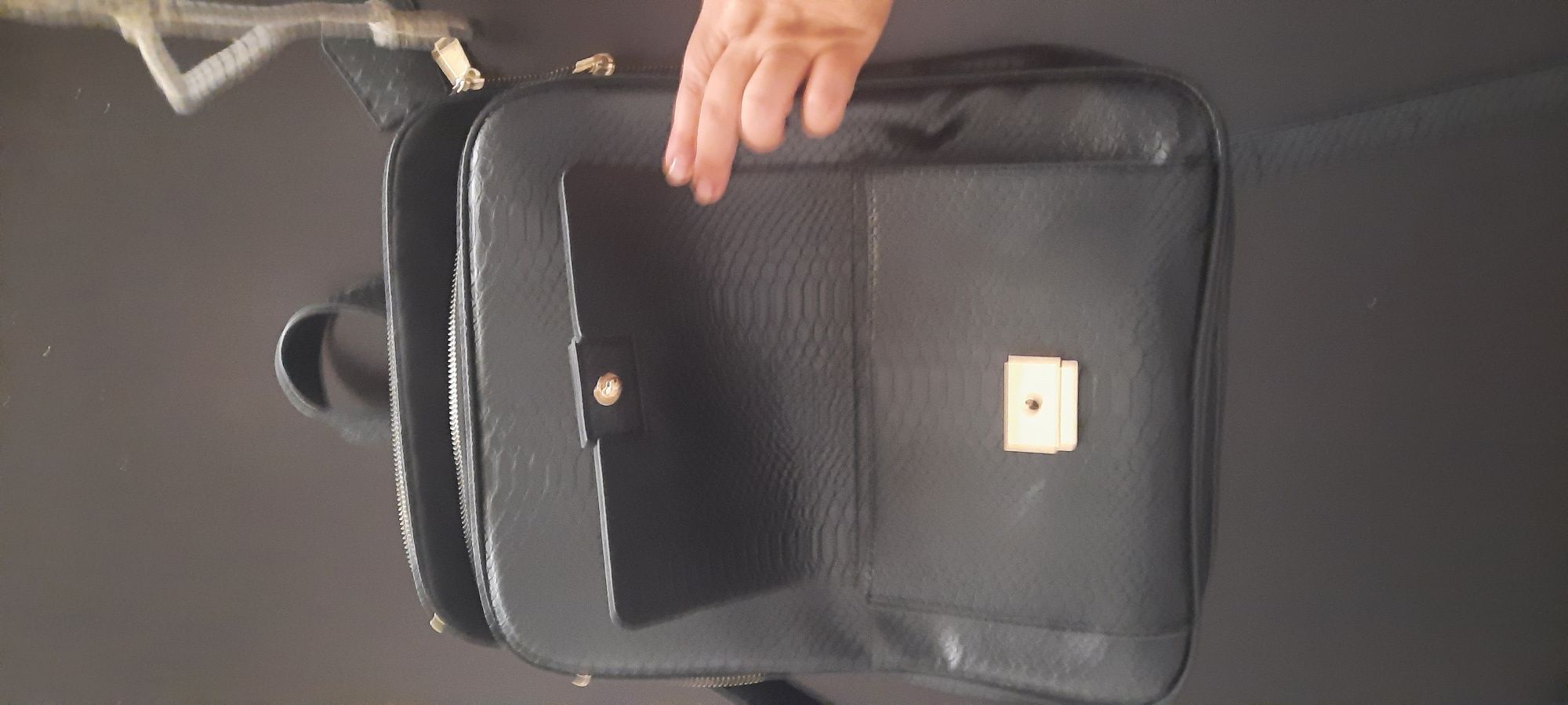 Mochila para portátil executiva em pele sintética