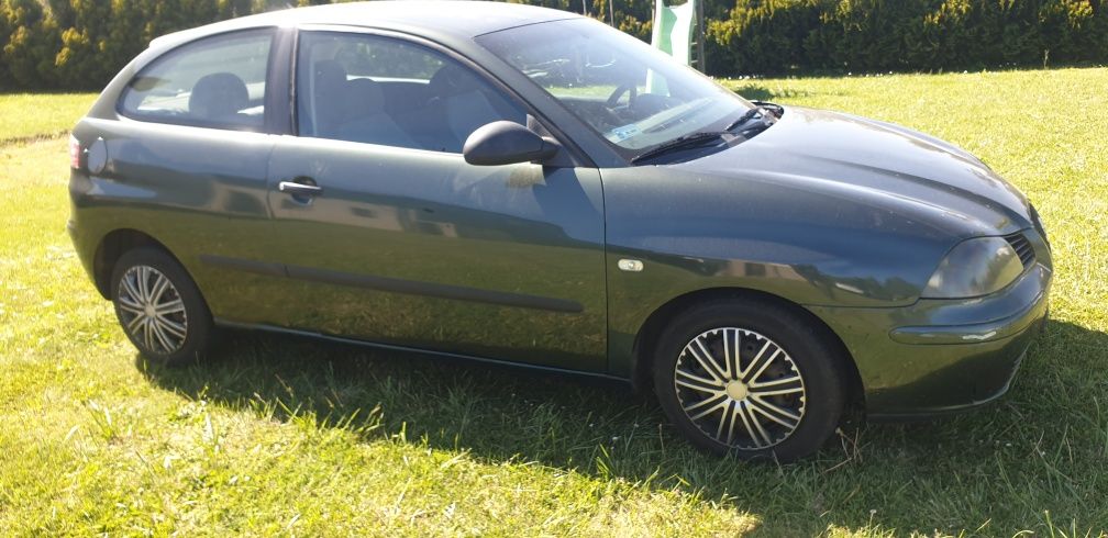 Seat Ibiza 1.2 rok 2002