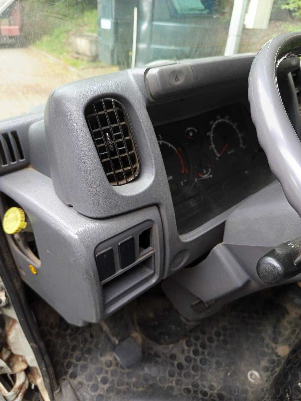 Nissan Cabstar Śmieciarka DMC 3,5T