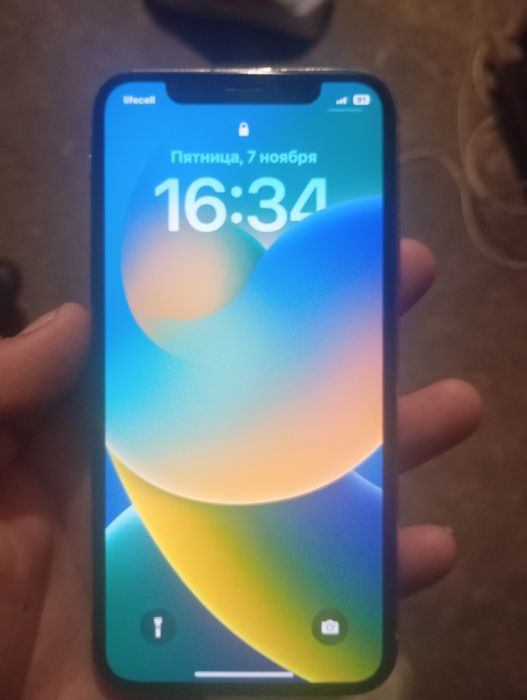 Продам Айфон 10 x