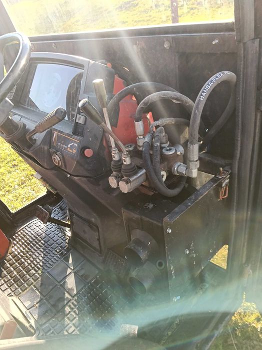 sprzedam ciagniczek Mitsubishi m t22d z plugiem