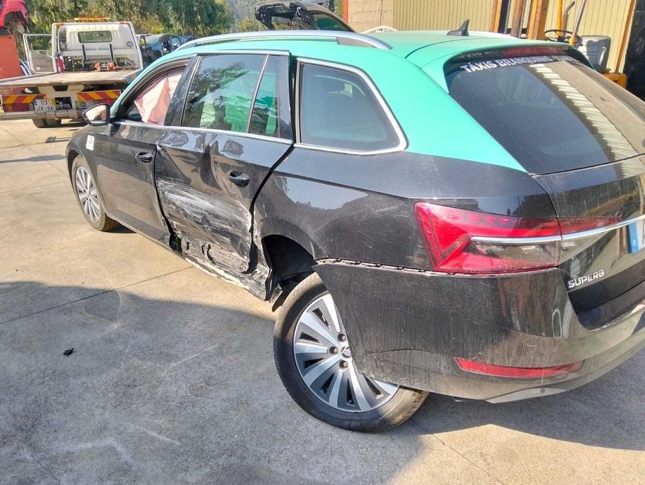 SKODA SUPERB III 2.0 tdi 150cv ano 2020