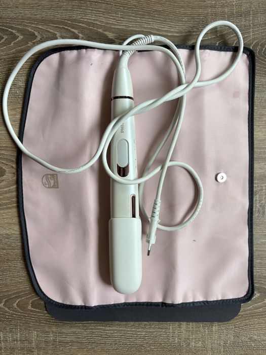 Вирівнювач волосся Philips BHS830/00 плойка