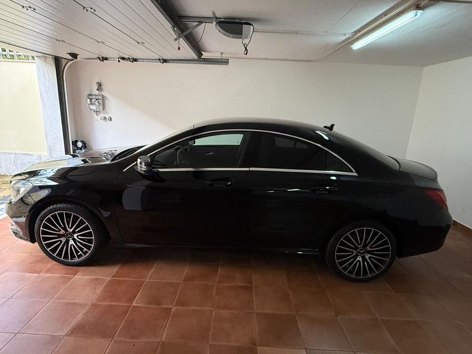 Mercedes-Benz CLA 180 Shooting Brake d Urban