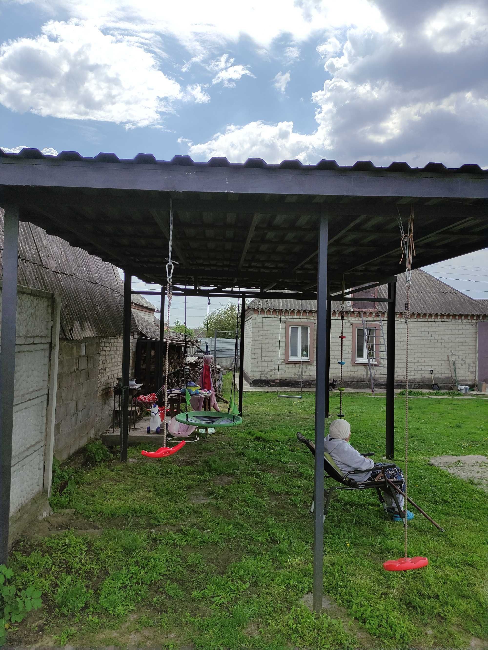 Продам будинок в Дніпрі район краснопілля.