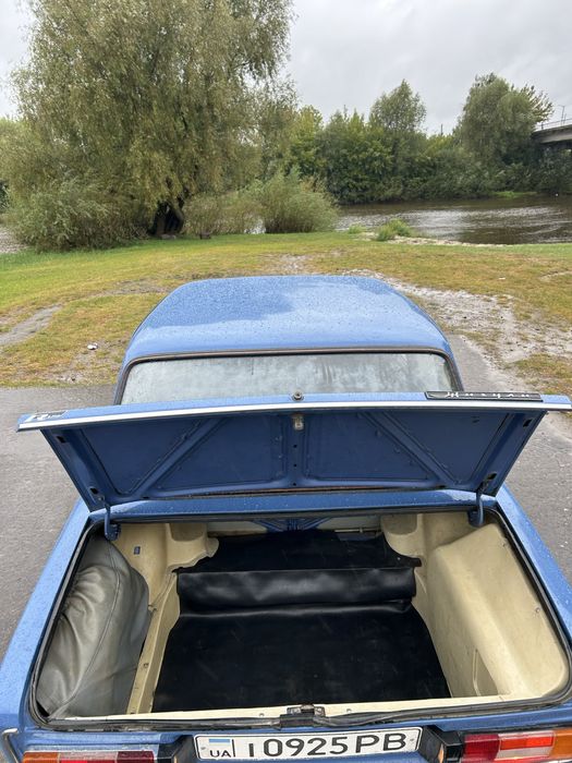 Ваз 2106 на повному ходу