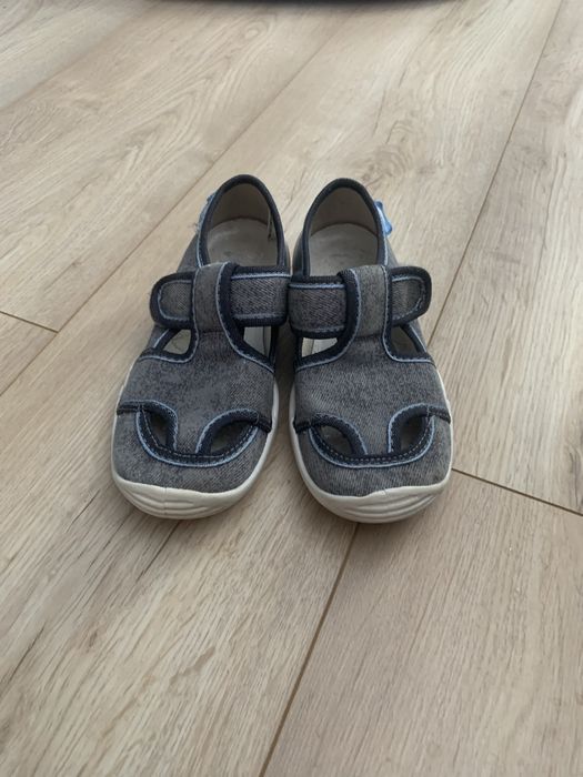 Kapcie chłopięce Renbut, rozmiar 29