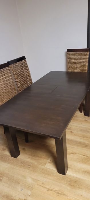 Stół rozkładany + 6 krzeseł