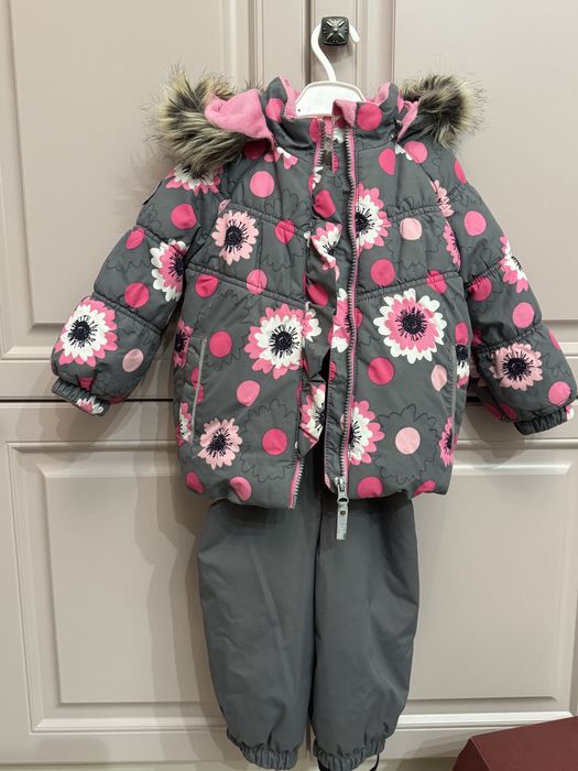 Зимові комбінезони на дівчинку