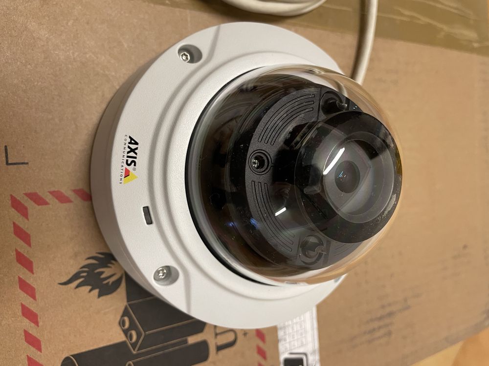 Camera Axis M3024-LVE - Usada