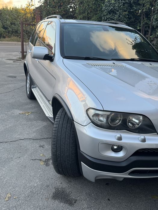 Потужний BMW X5 4.8i, у чудовому стані, реальний пробіг