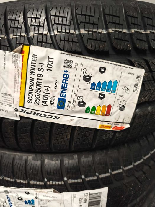 Nowe opony zimowe Pirell Scorpion