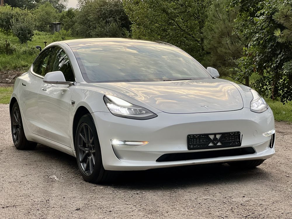 Tesla Model 3 Long Range Dual Motors