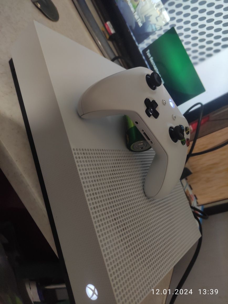 Xbox one s 1000gb