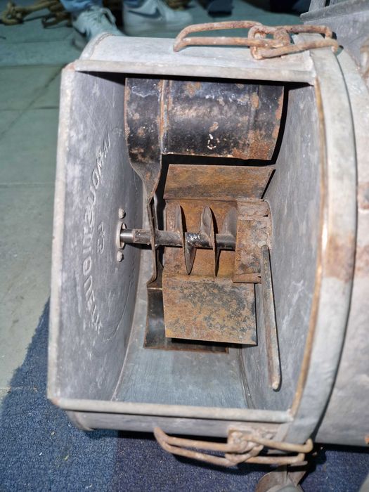 Máquina de fazer grapinha