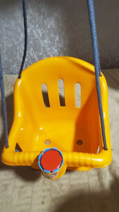 Гойдалки дитячі  у двох кольорах