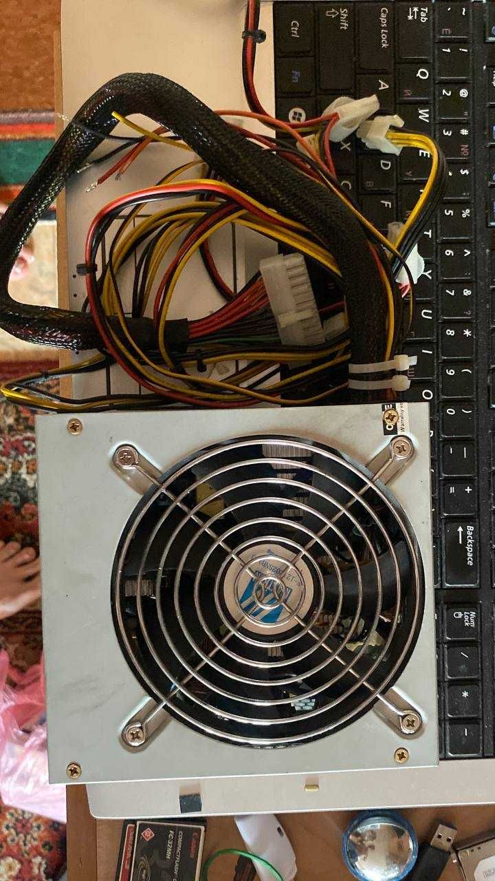 Компьютерный блок питания CHIEFTEC CFT-460-P12S