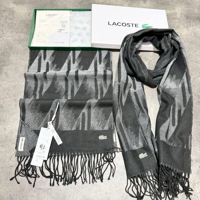 Шарфи Louis Vuitton,Guci,Moncle r