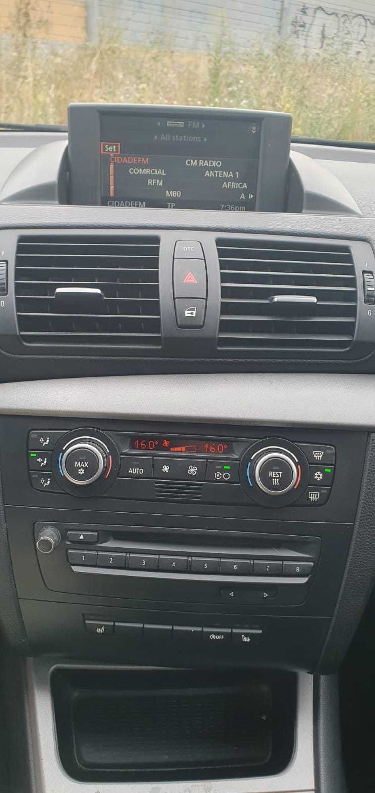 BMW S1 118d bem estimado