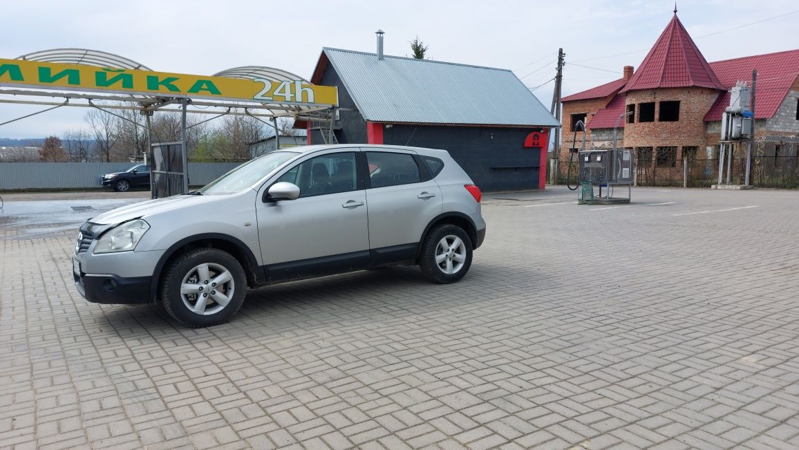 Продам Nissan Qashgai 1,5дизель.