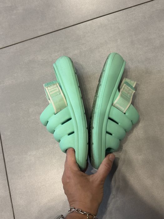 Ugg босоніжки