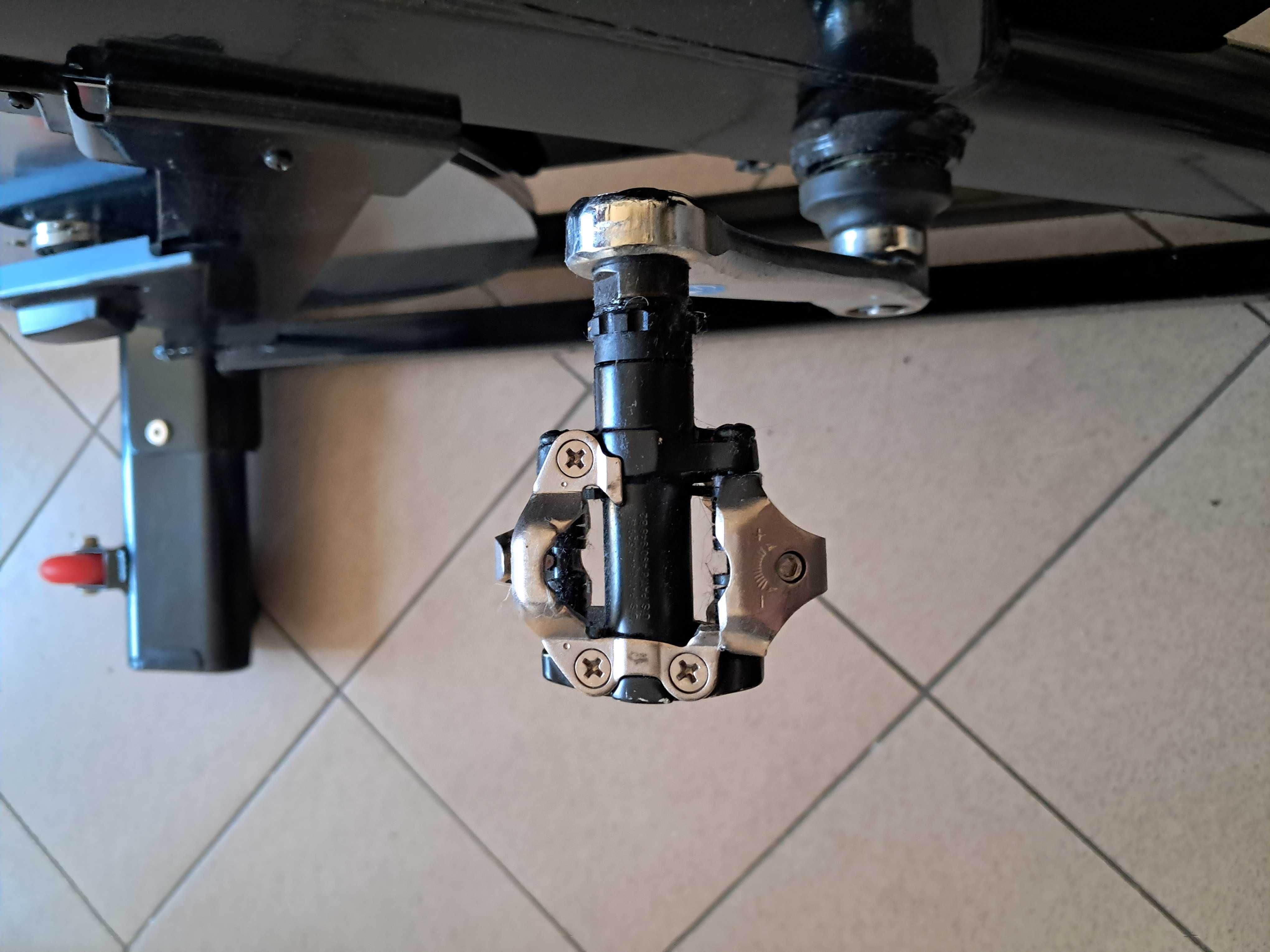 Rower spinningowy Hertz XR-440 + dwa rodzaje pedałów + buty