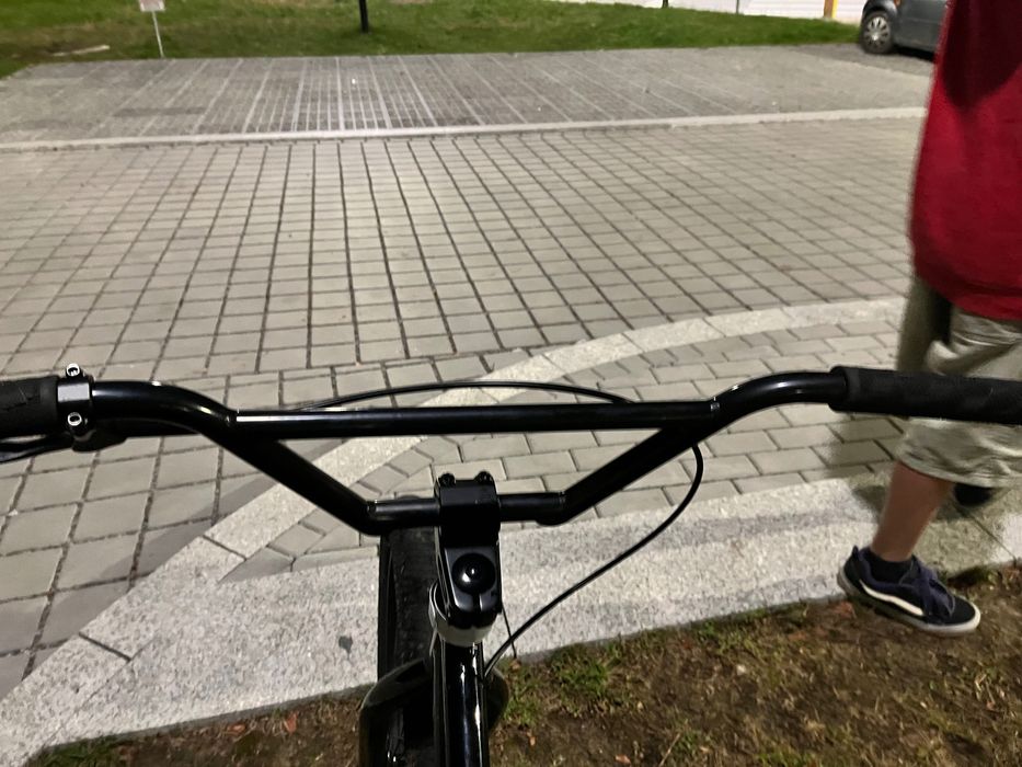 Witam. Mam na sprzedaz Wheelie bike.