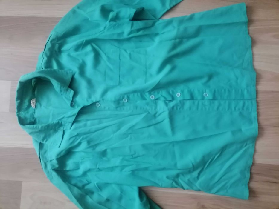 Zielona koszula damska