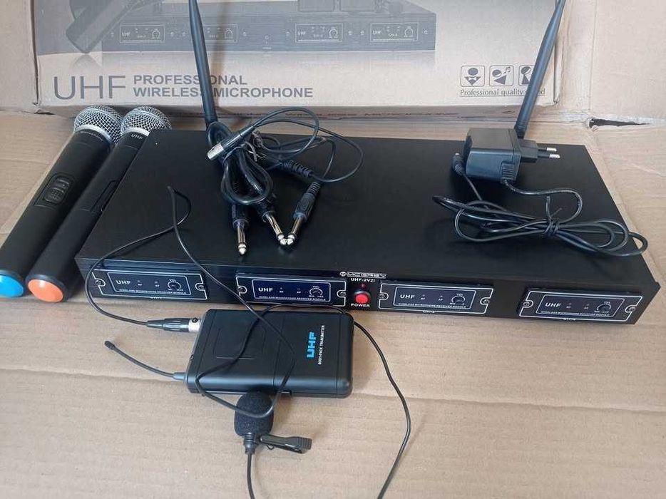 Zestaw mikrofonów bezprzewodowych McGrey UHF-2V2I stacja 4 kanałowa