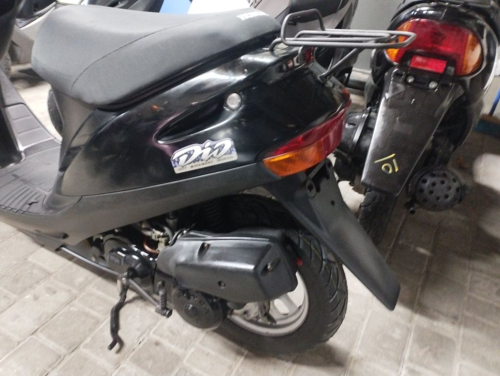 Скутер мопед Honda Dio чорний с контейнер без пробігу по Україні склад