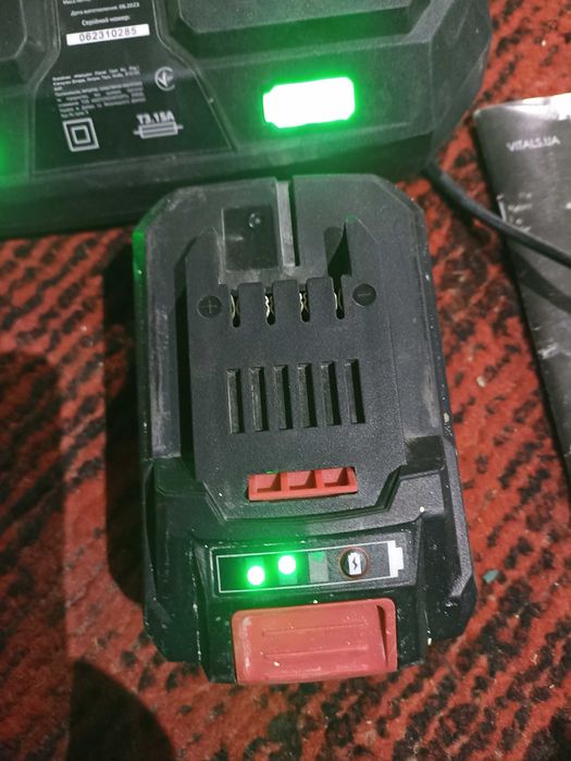 Шуруповерт Vi tals AU1870BS Smartline +