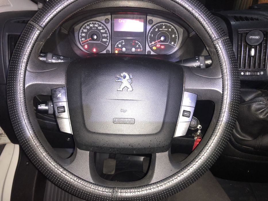 Продам Peugeot Boxer