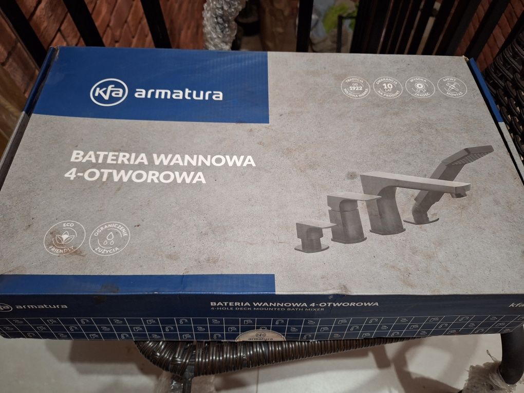 KFA Armatura Mokait  bateria wannowo-prysznicowa nawannowa cz