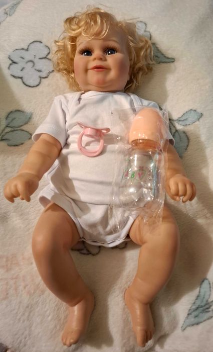 Boneca reborn 50cm.(artigo novo)