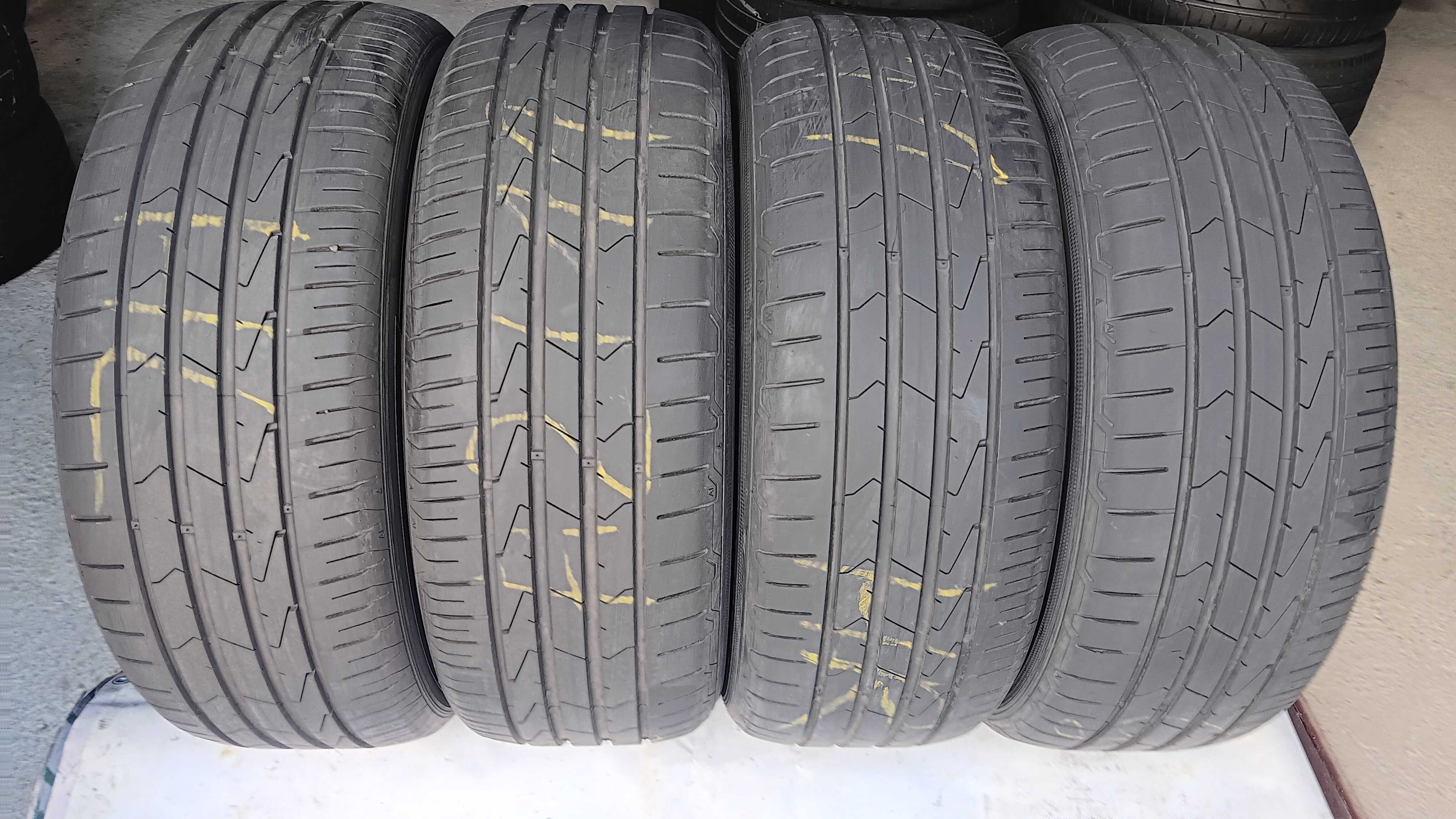215/55/17 Hankook ventus prime 3