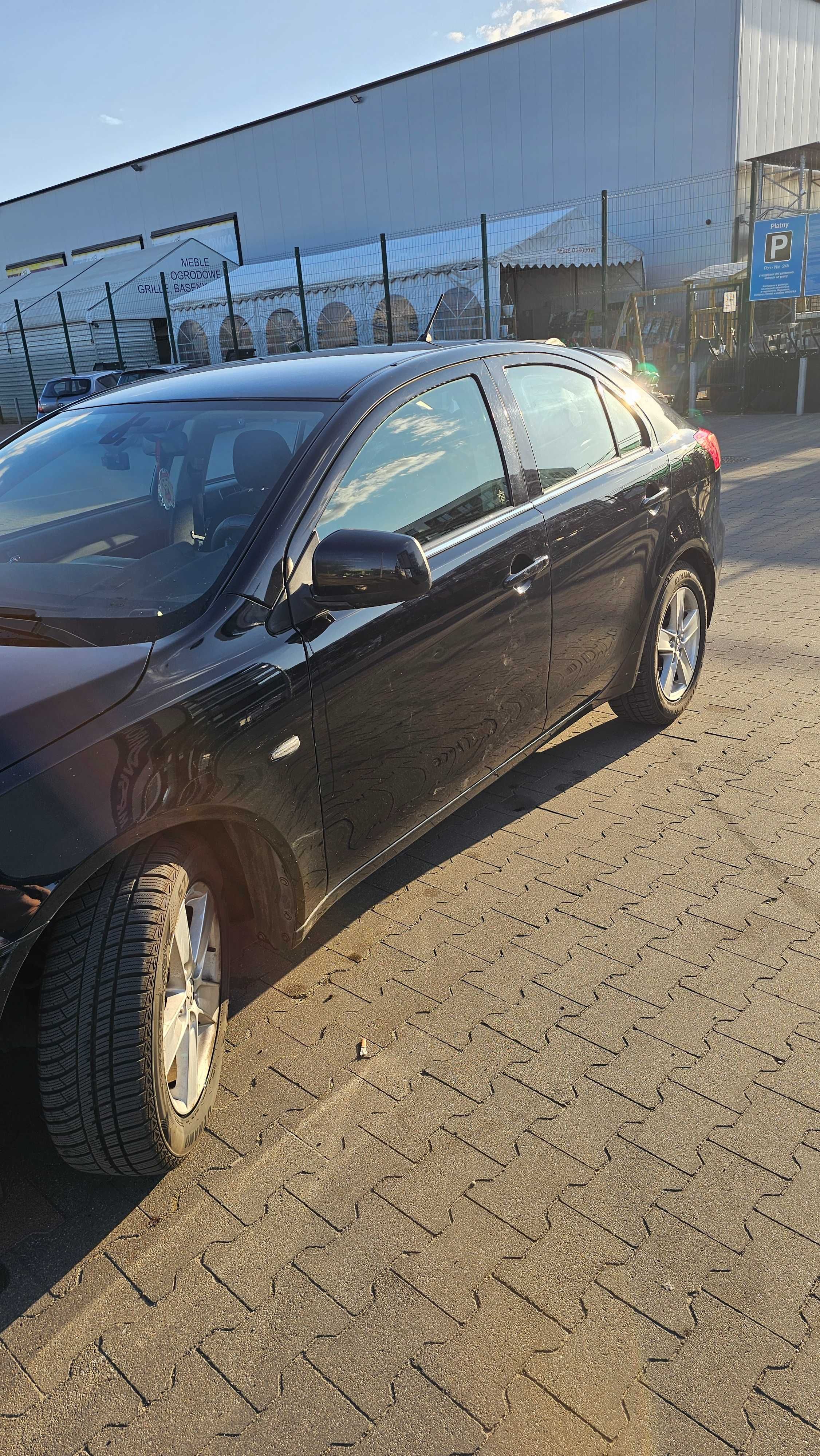 Mitsubishi lancer 2010 1.8 automat