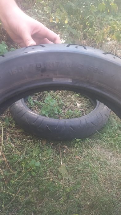 Продам покришку на мото