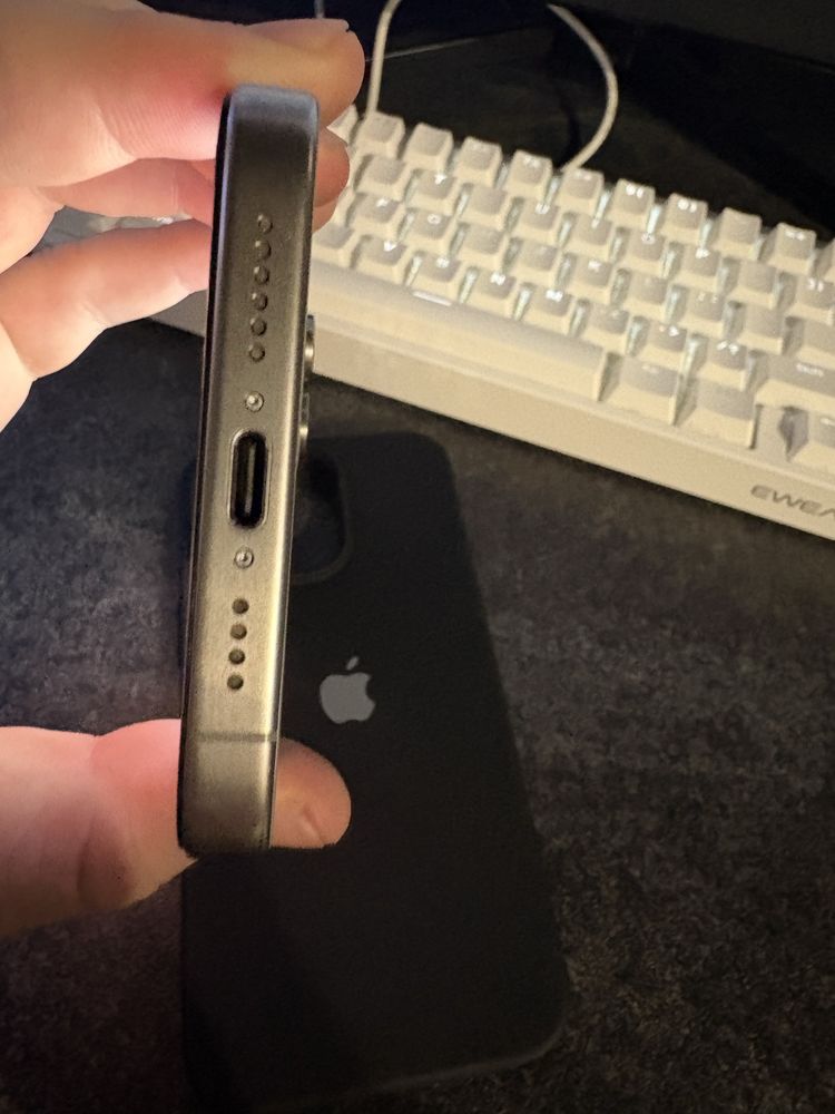 IPHONE 15 PRO MAX neverlock