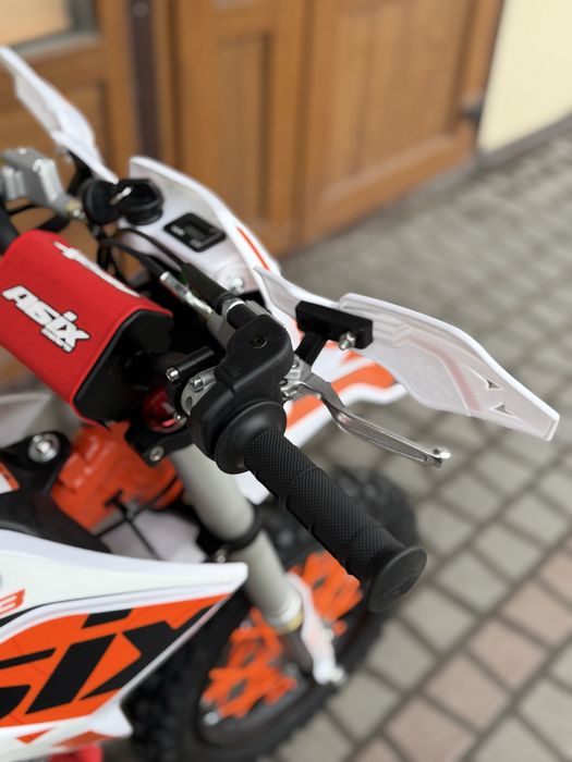 Пітбайк ASIX XB18