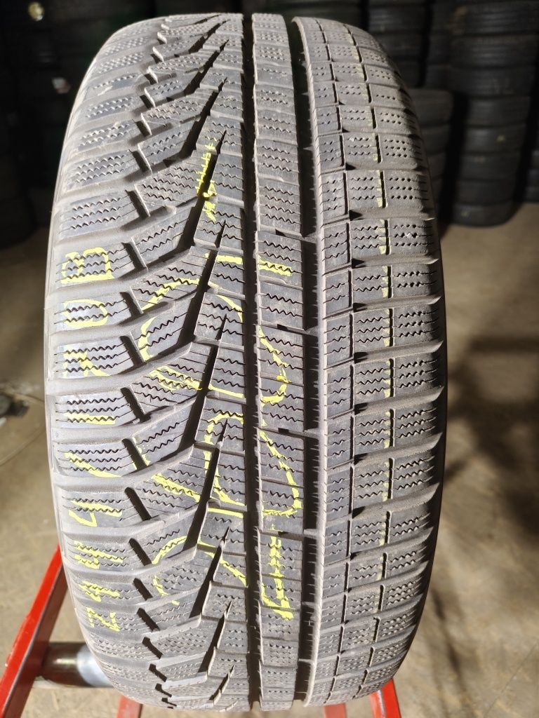 235/55R17 103 V Hankook Winter I*Cept Evo 2      Z444/170B