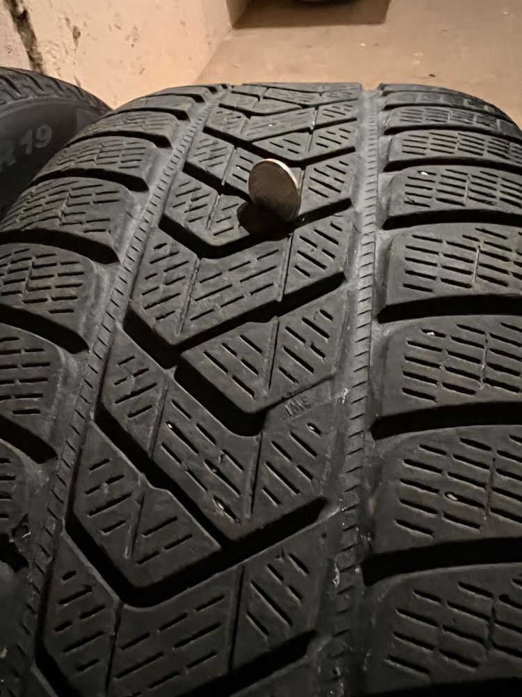 Opony PIRELLI 235/55/19 wielosezon