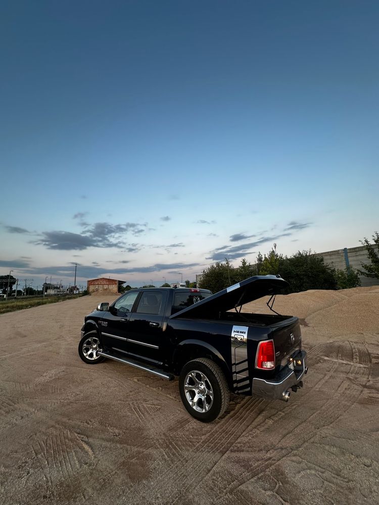 Dodge Ram 1500 po lift LARAMIE 4x4