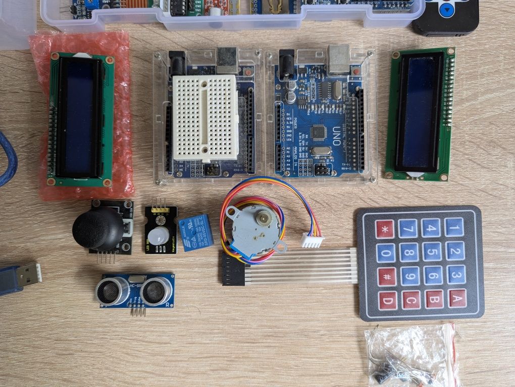 Набір Arduino + датчики
