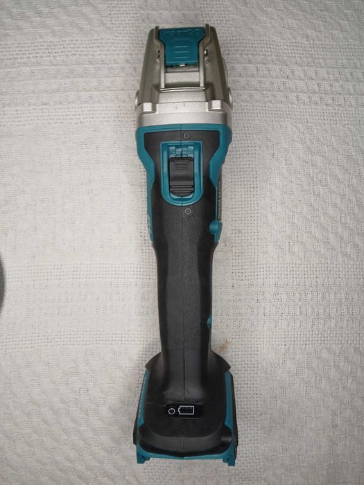 Болгарка Makita XAG25Z(DGA521) 18 В